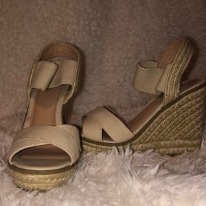 Tan Wedges